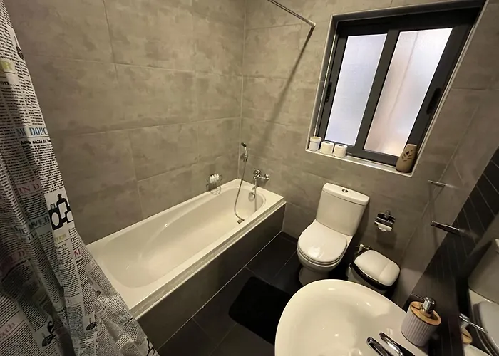 Spacious Side Seaview *