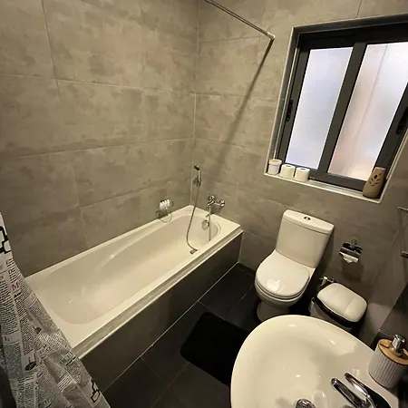 Spacious Side Seaview *