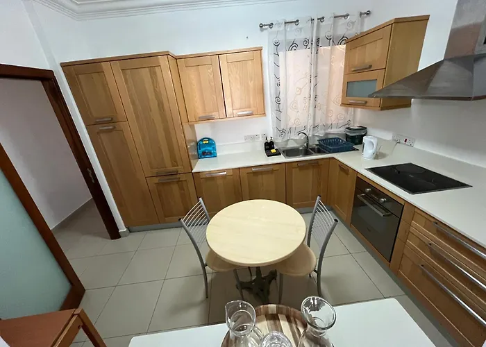 Spacious Side Seaview *