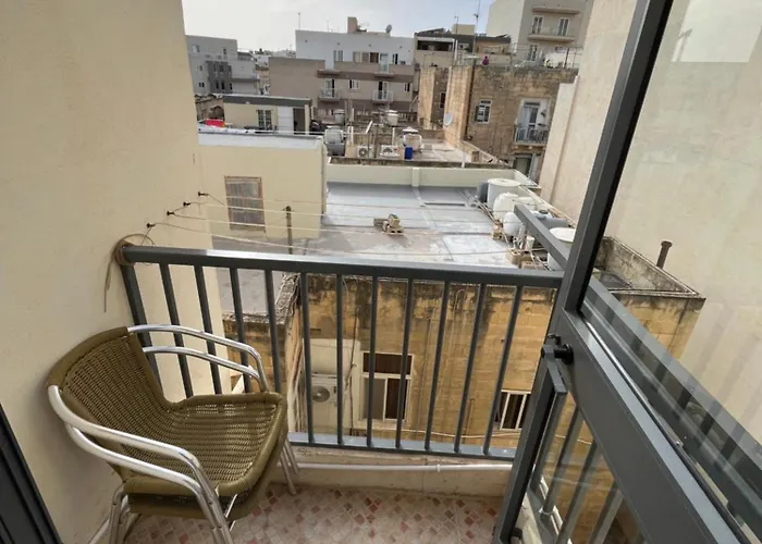 Spacious Side Seaview Sliema